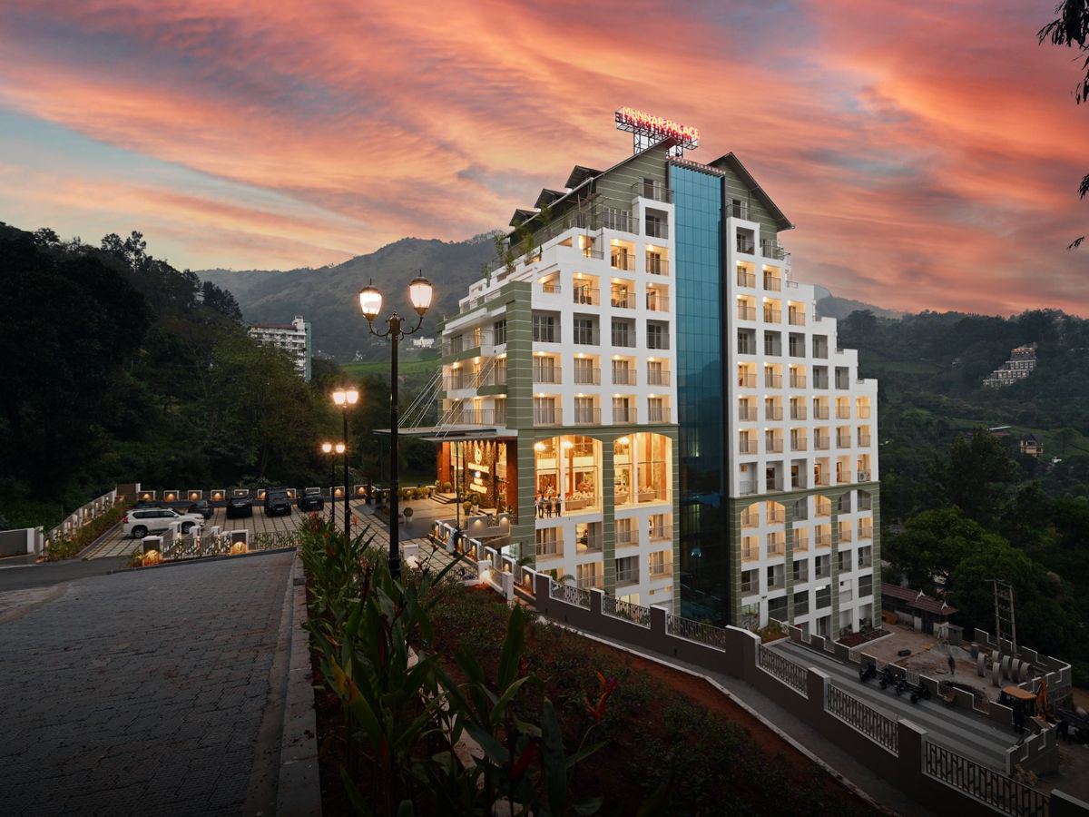 Golden Munnar Palace