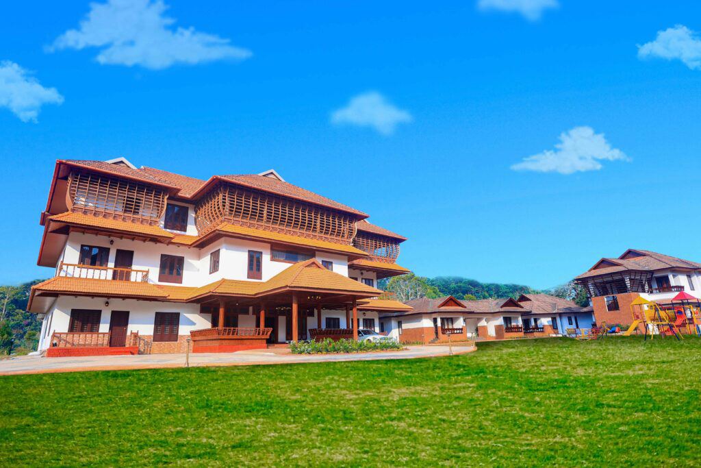 Heaven Inn Resorts