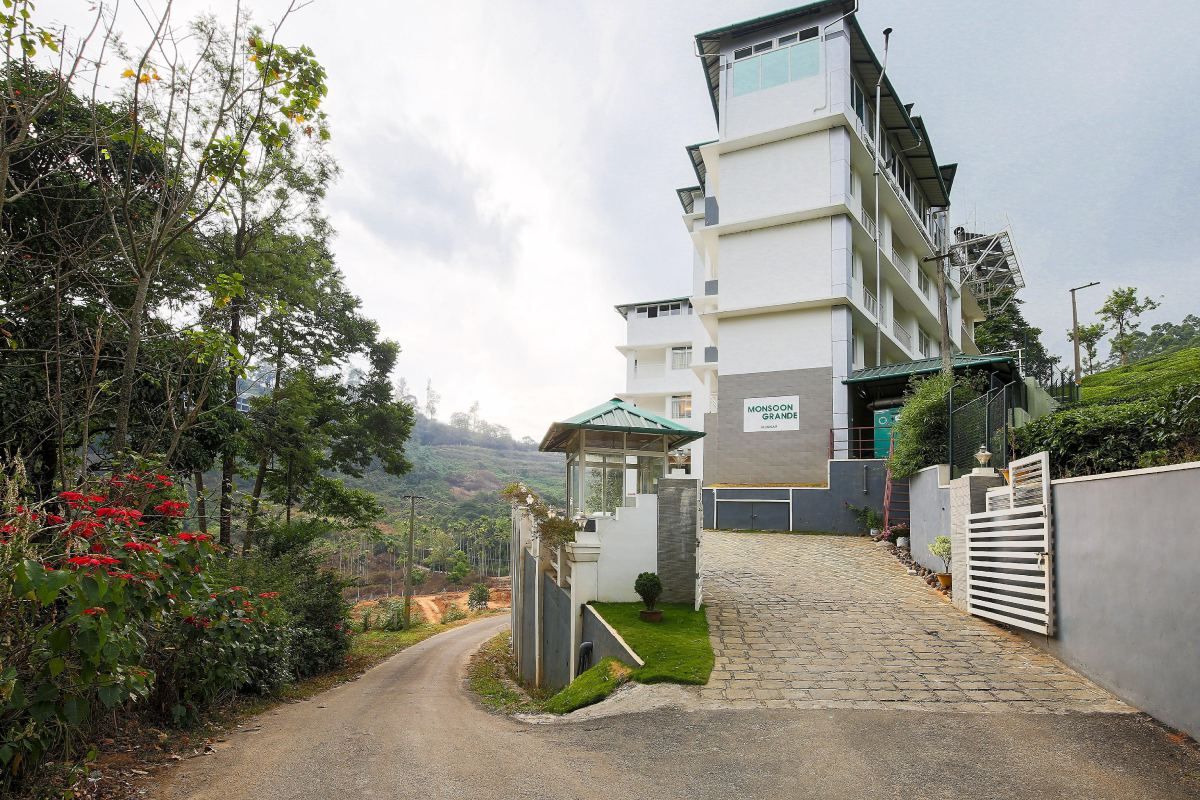 Monsoon Grande Hotel