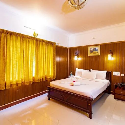 Mist Inn Resort