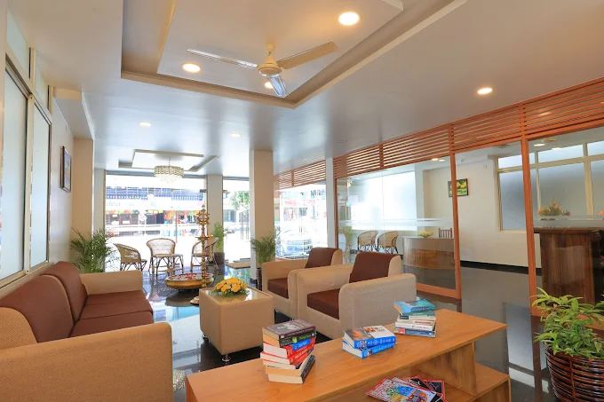 Livins Inn Hotel