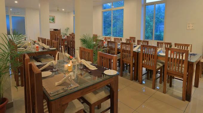 Livins Inn Hotel