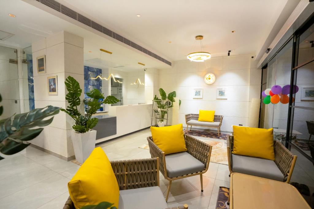 AJ Palace Hotel