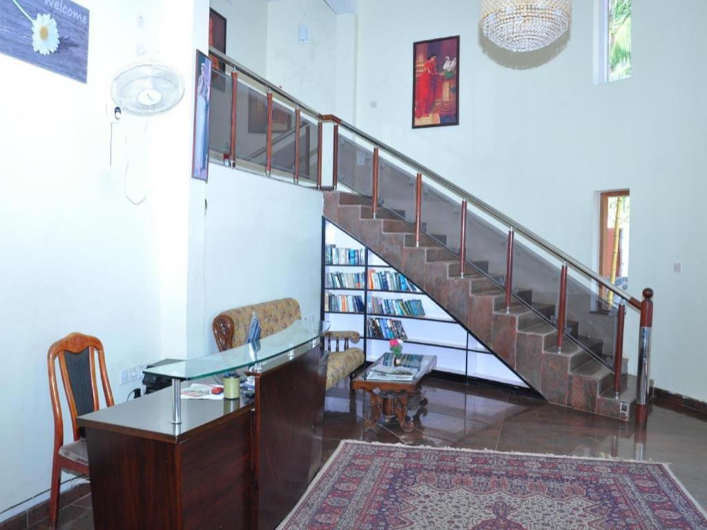 Park International Hotel