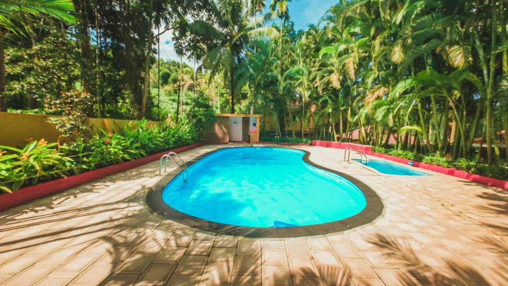 Karapuzha Village Resort