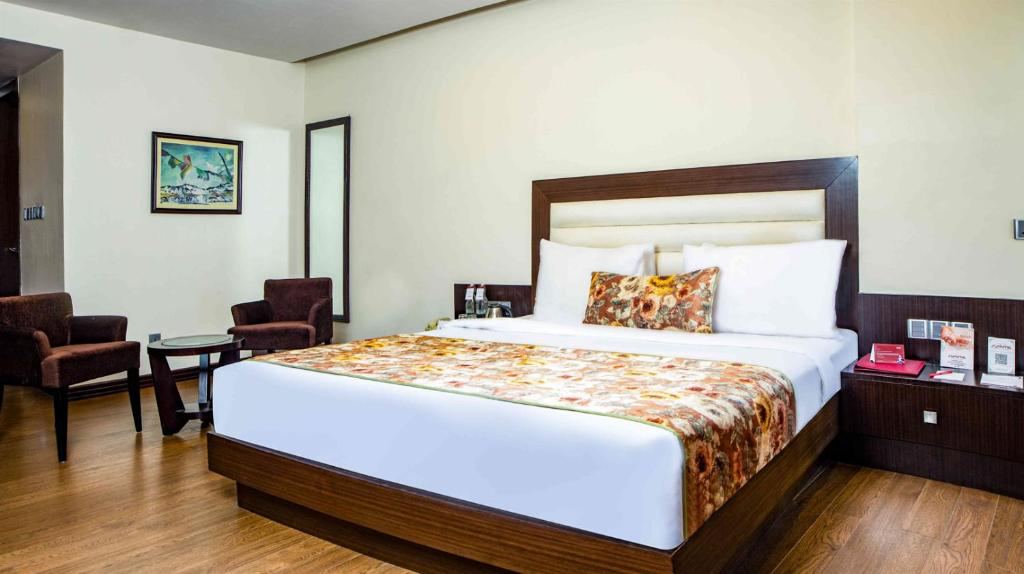 Summit Montana Suites & Spa