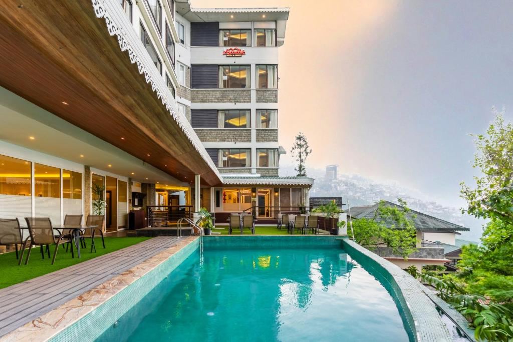 Summit North Star Hotel
