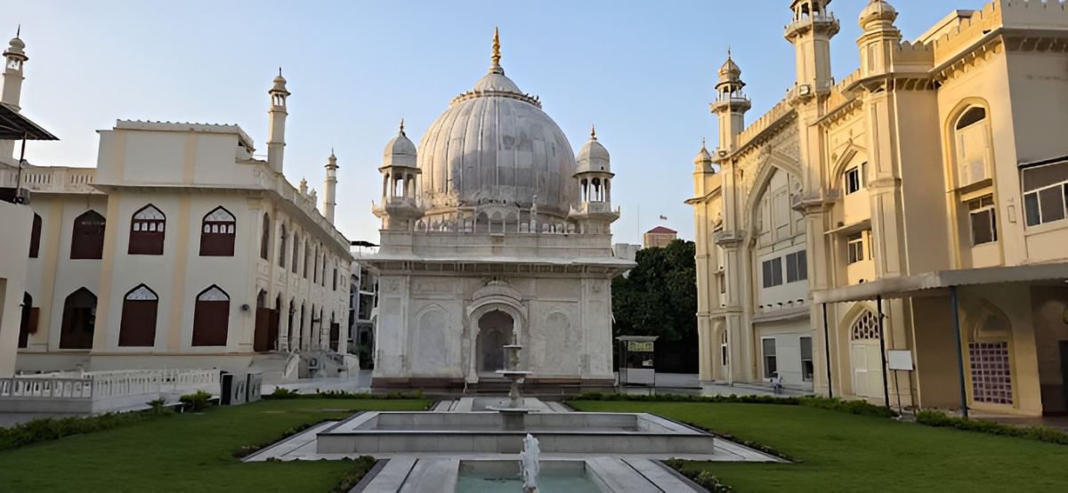 Mazar E Najmi Ujjain