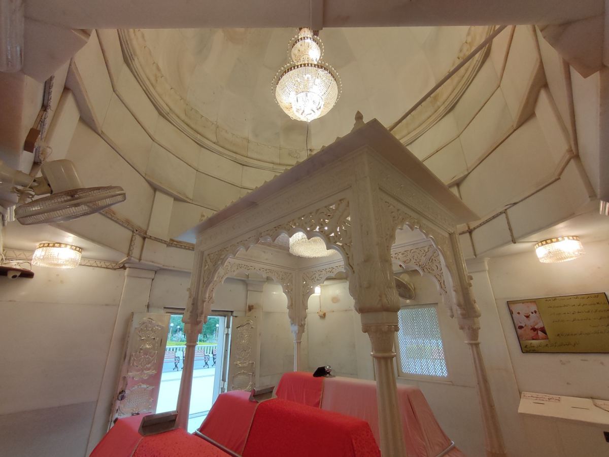 Mazar-E-Sayedi Qazi Khan