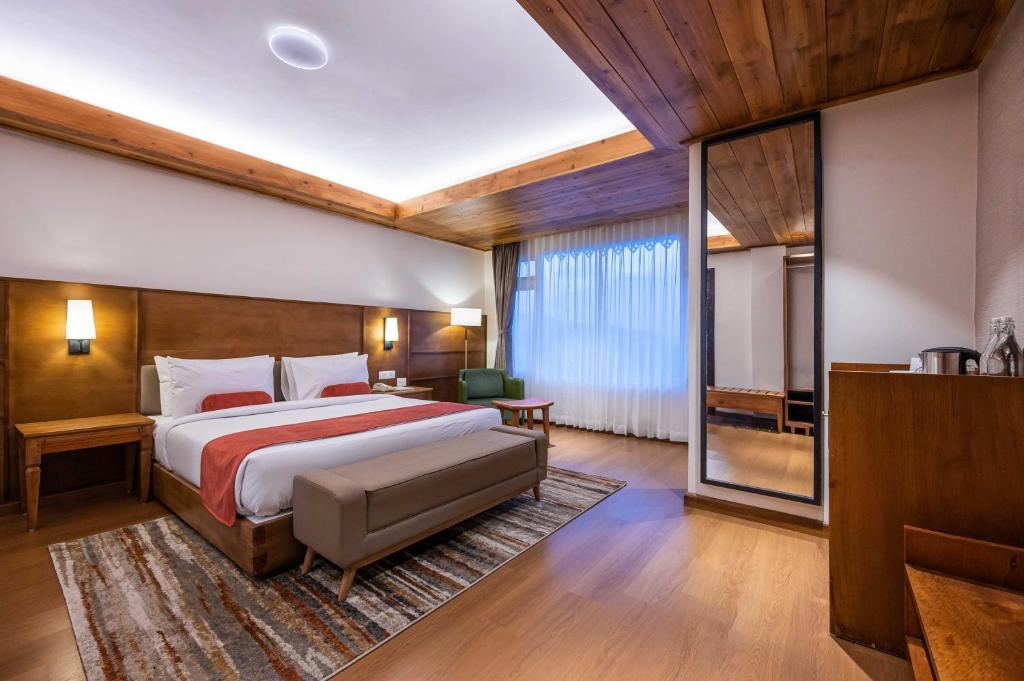 Udaan Hotel Pine Crest