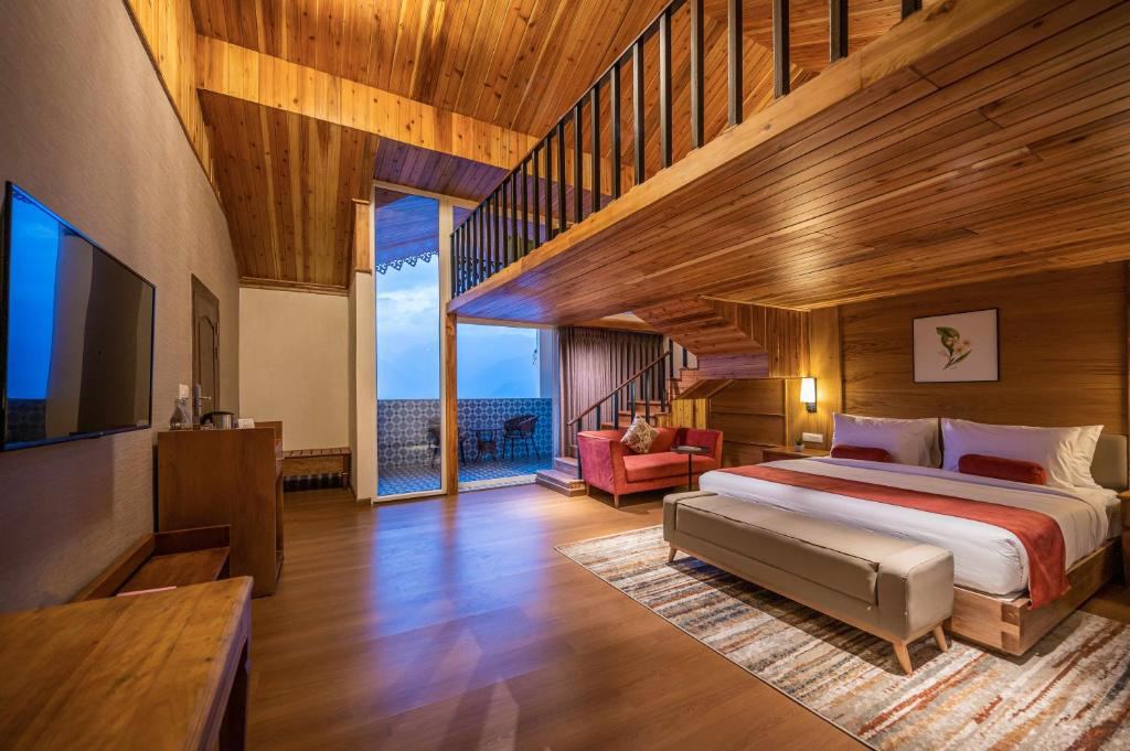 Udaan Hotel Pine Crest