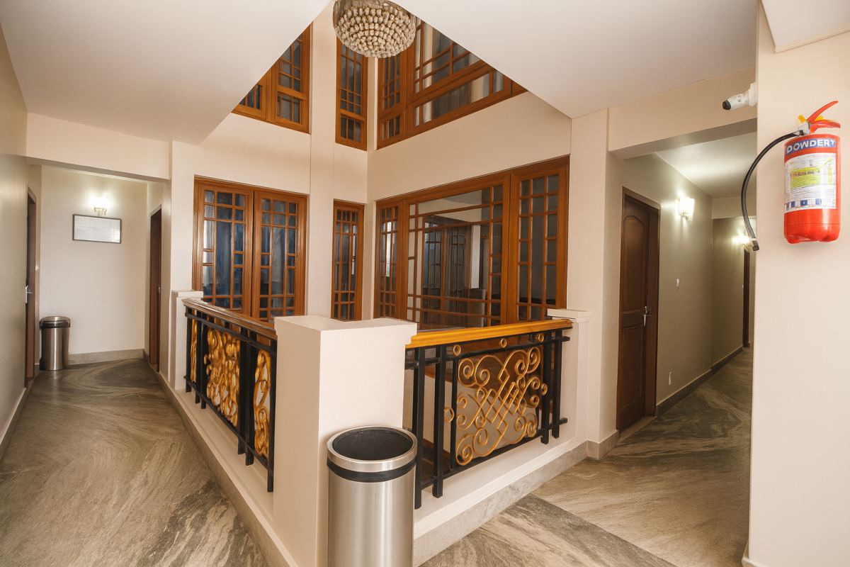 Hotel White Yak