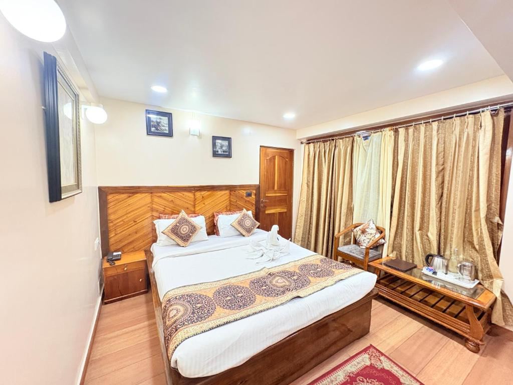 Hotel White Yak
