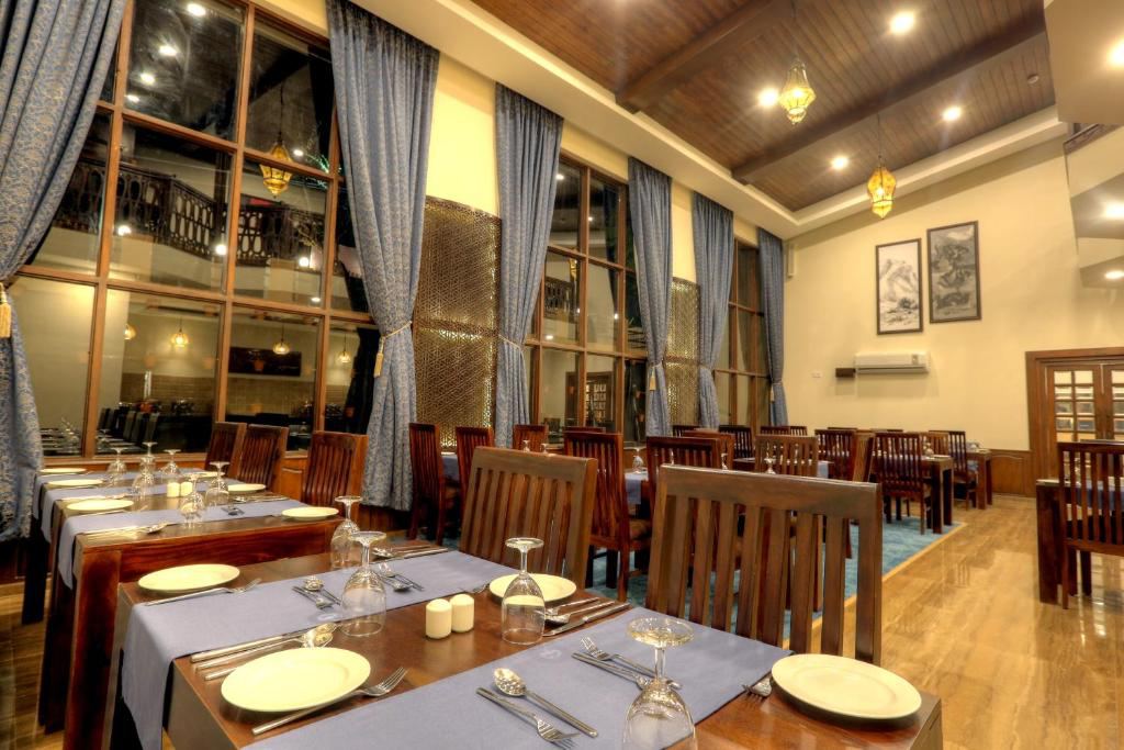 The Chinar Resort & Spa