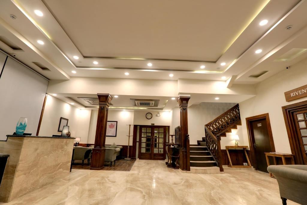 The Chinar Resort & Spa
