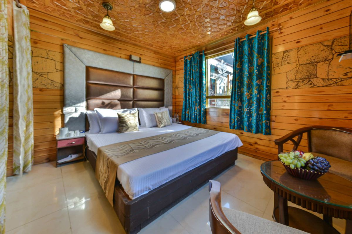 The Paristaan Resorts