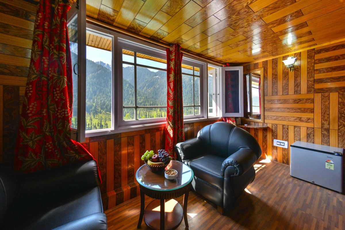 The Paristaan Resorts