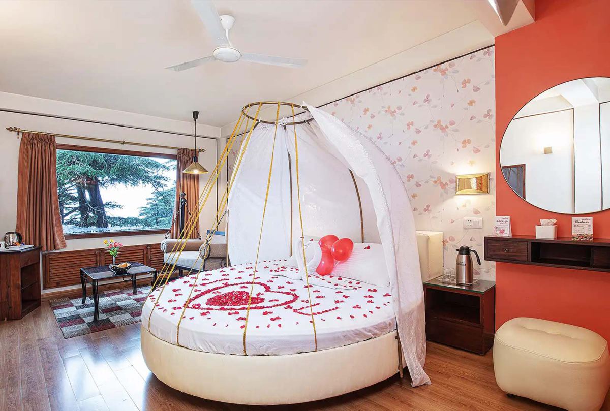 Honeymoon Inn Hotel