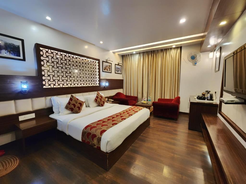 Hotel Surya