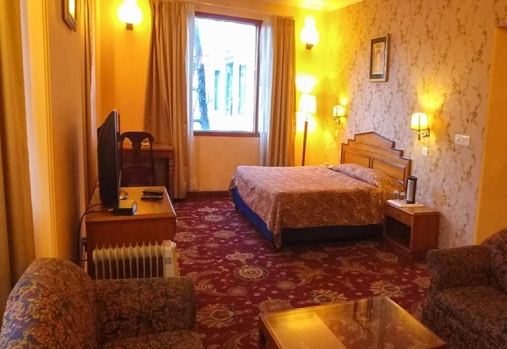 Quality Inn Himdev Hotel