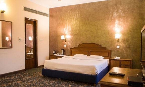Quality Inn Himdev Hotel
