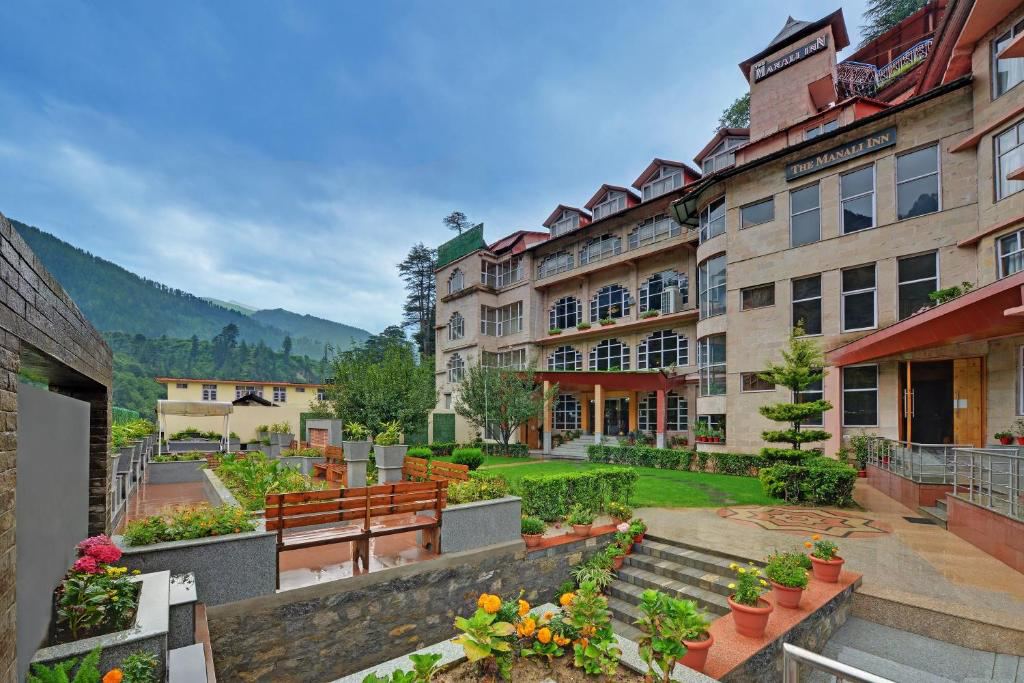 Bravia Hotel Manali Inn