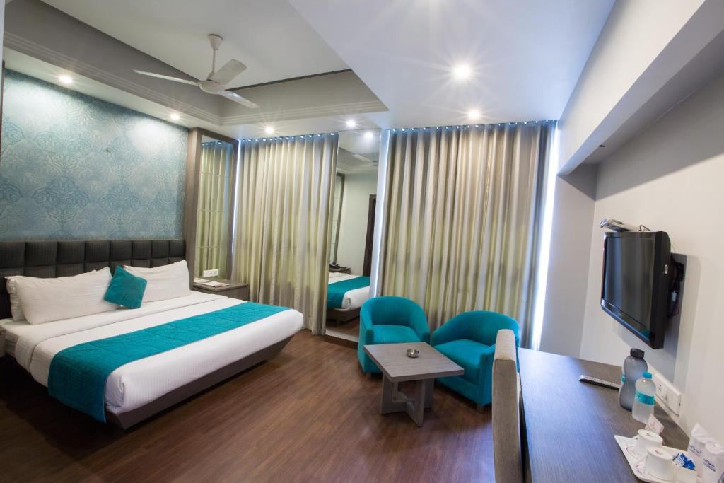 Hotel Narula's Aurrum