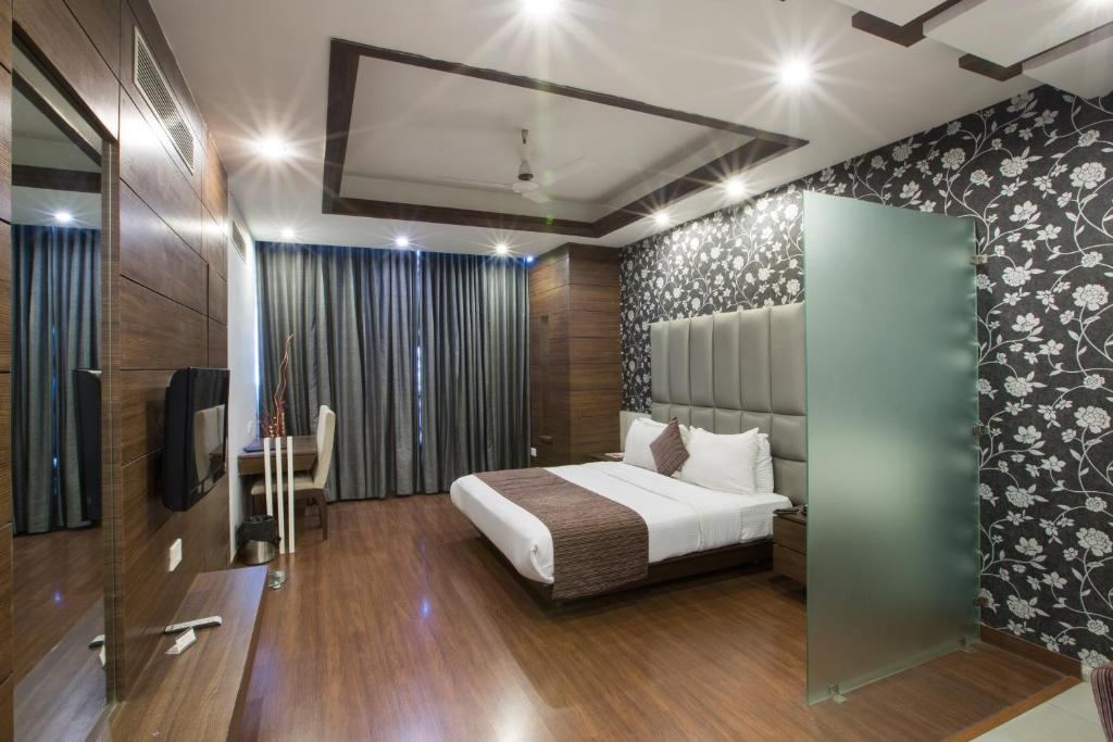 Hotel Narula's Aurrum