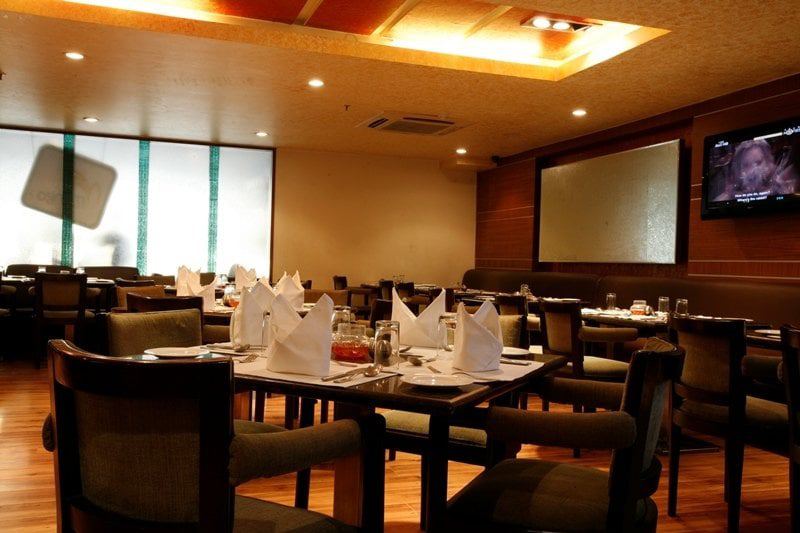 Mango Suites Apex Hotel