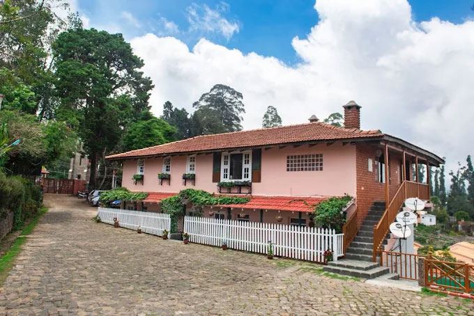 Villa Retreat Boutique Hotel
