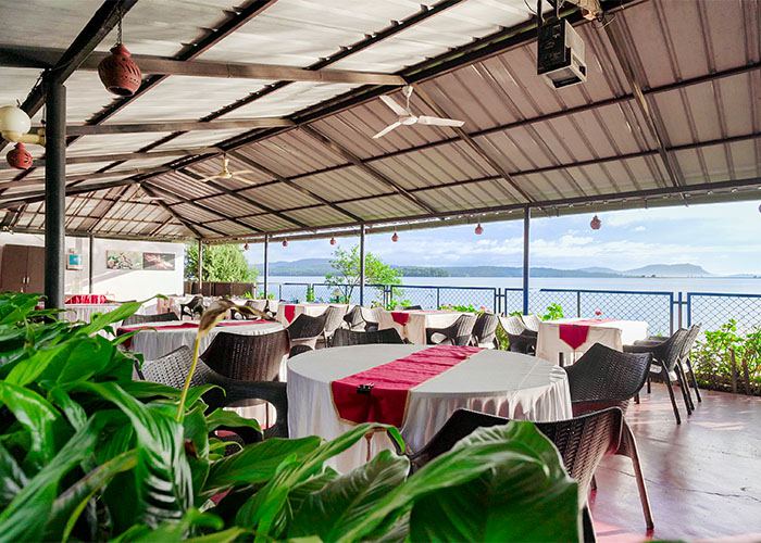 Jungle Camp Backwater Resort Hotel