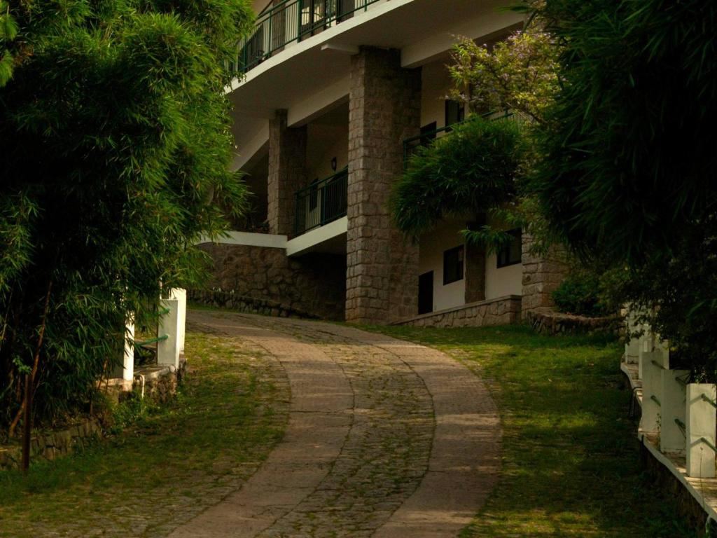Ayur County Resorts