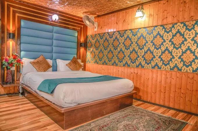 Hotel Khaleel Palace