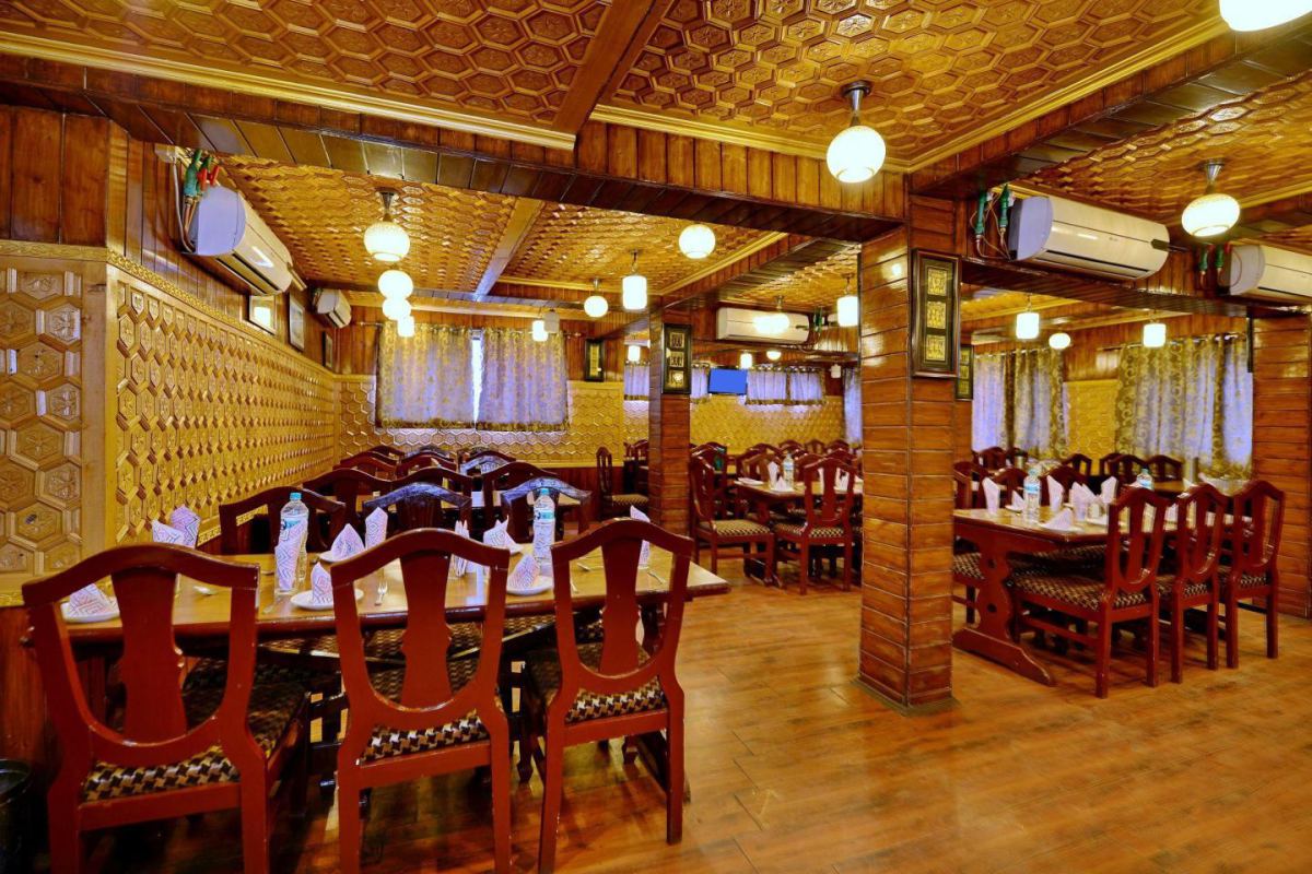 Hotel Khaleel Palace
