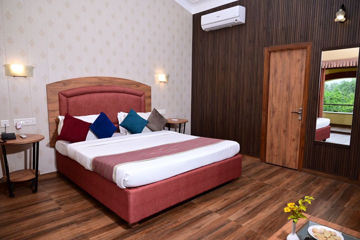 Cama Rajputana Club Resort