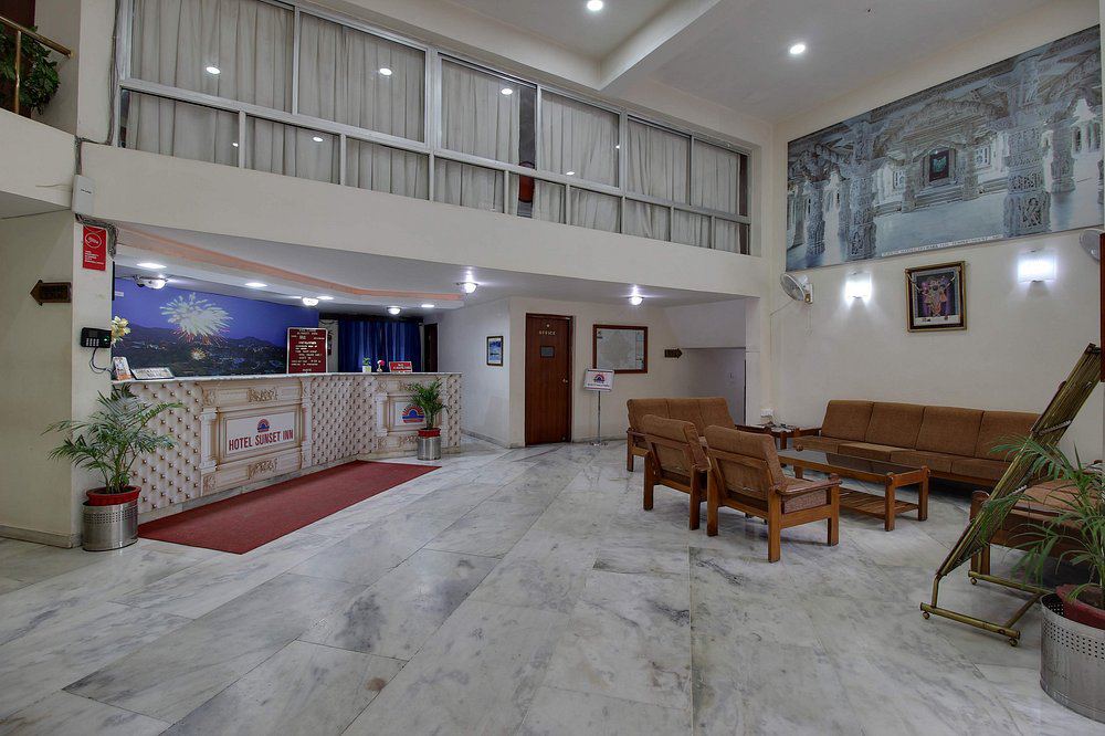 Hotel Sunset Inn
