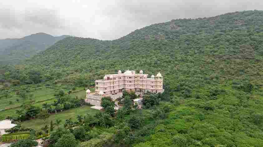 Traavista Aravali Mahal