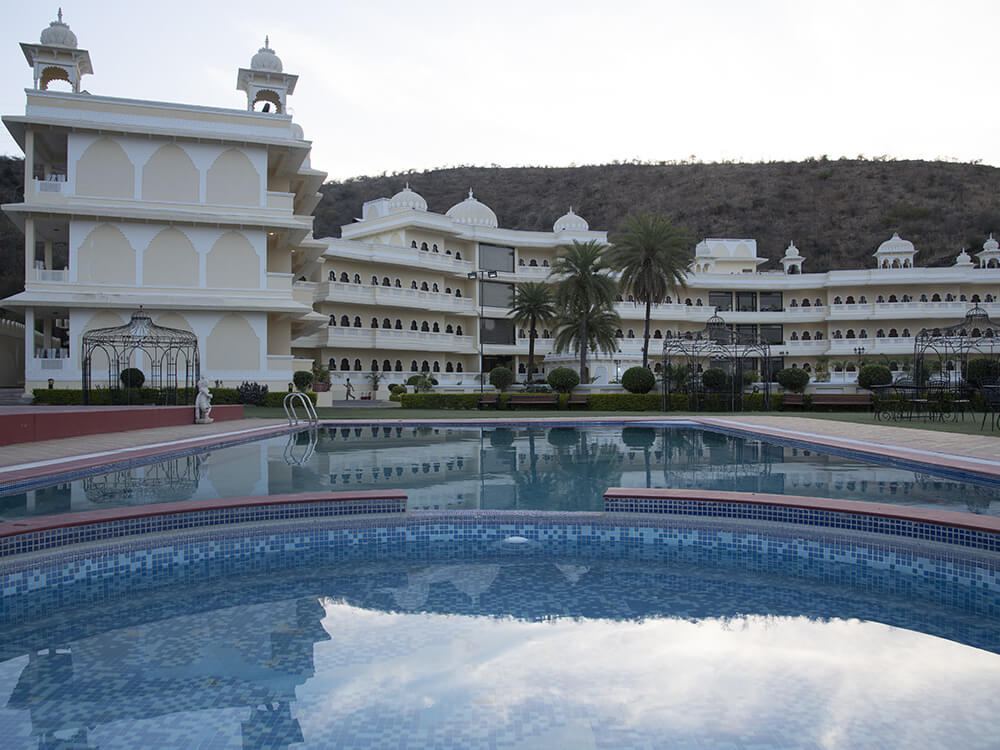 Labh Garh Palace Resort & Spa