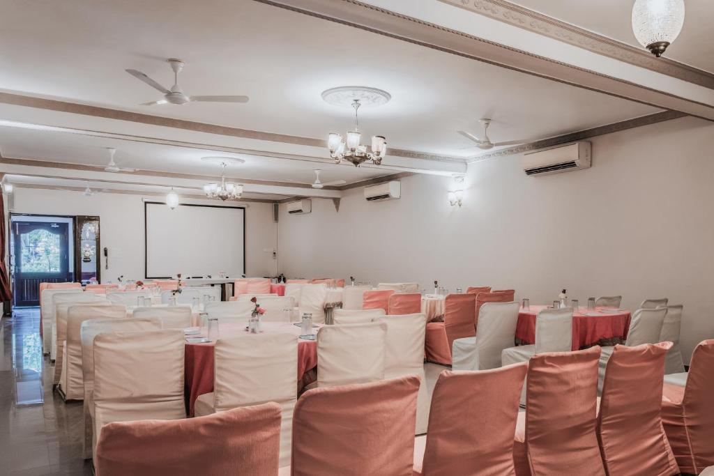 Araliayas Resort and Spa