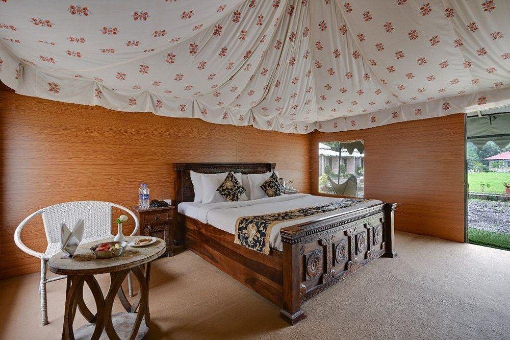 Kavish Holiday Hill Resort n Spa