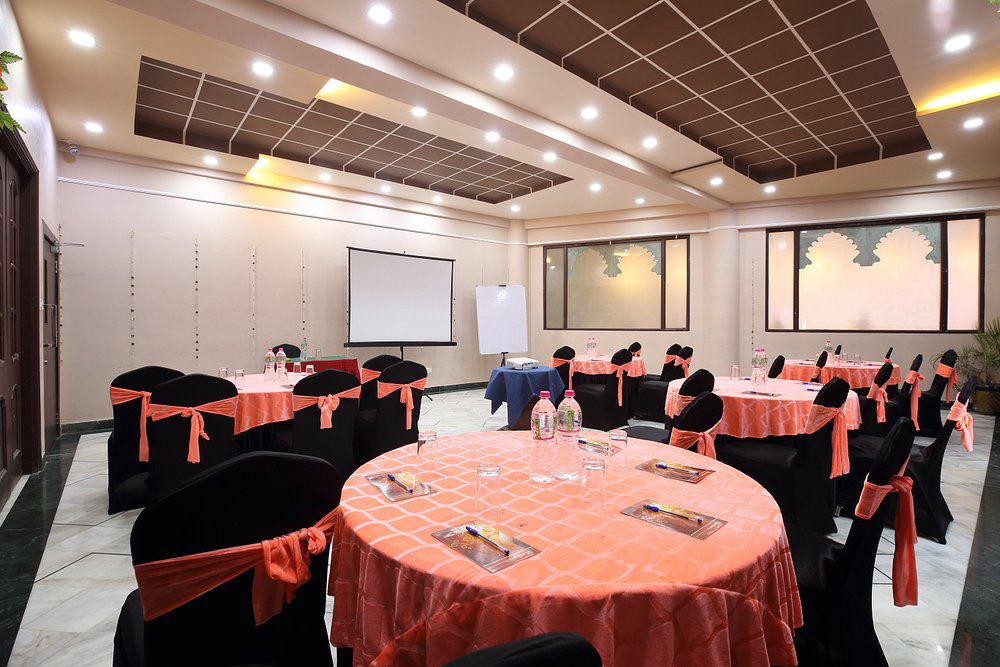Hotel Vishnupriya