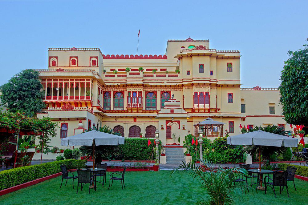 Fort Dhariyawad Heritage Hotel
