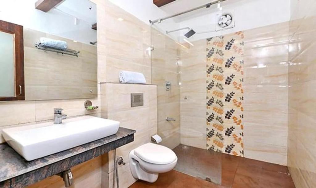 Hotel Aroma by Royal Collection Hotels