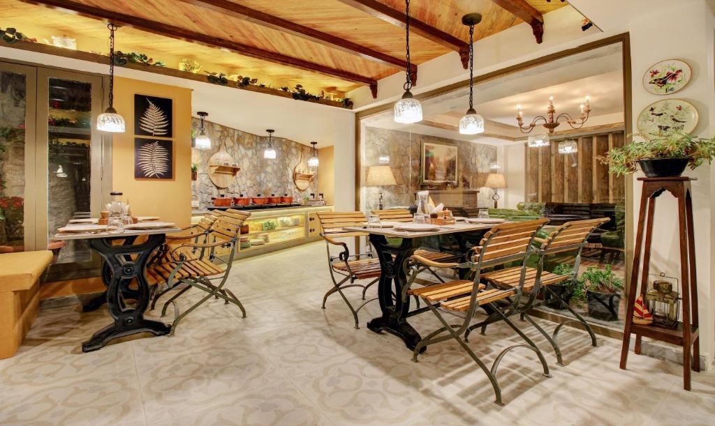 LakeSide Inn Nainital