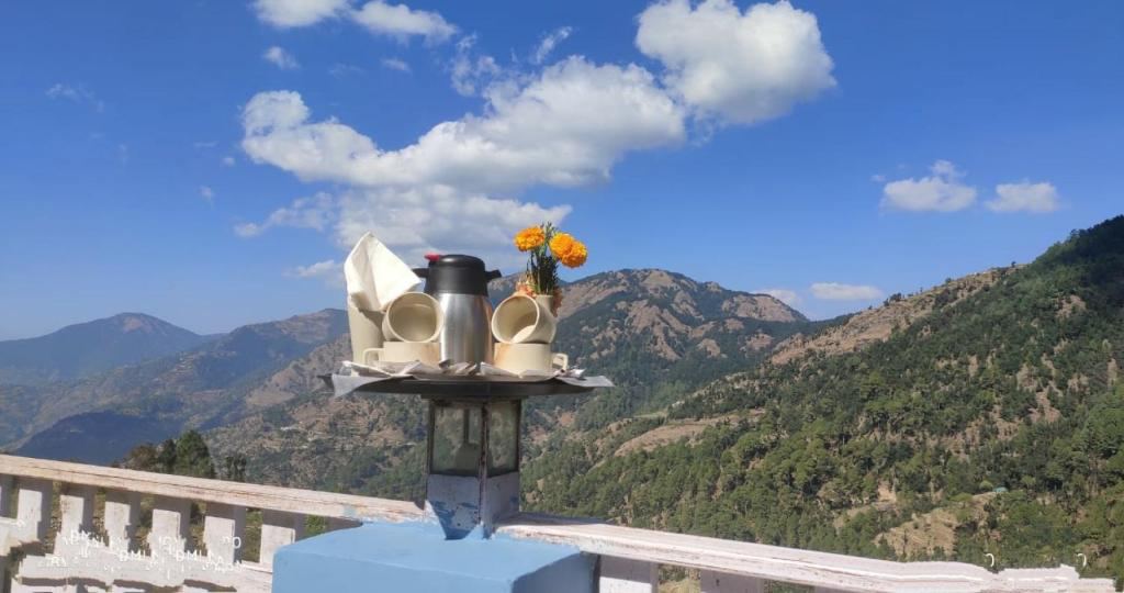 Rooftop Cottages & Restaurant, Pangot