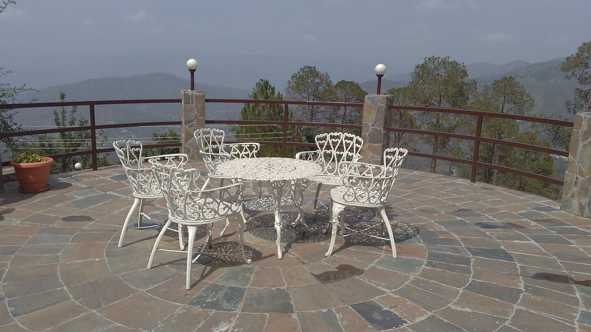 Sunita Himalayan Paradise