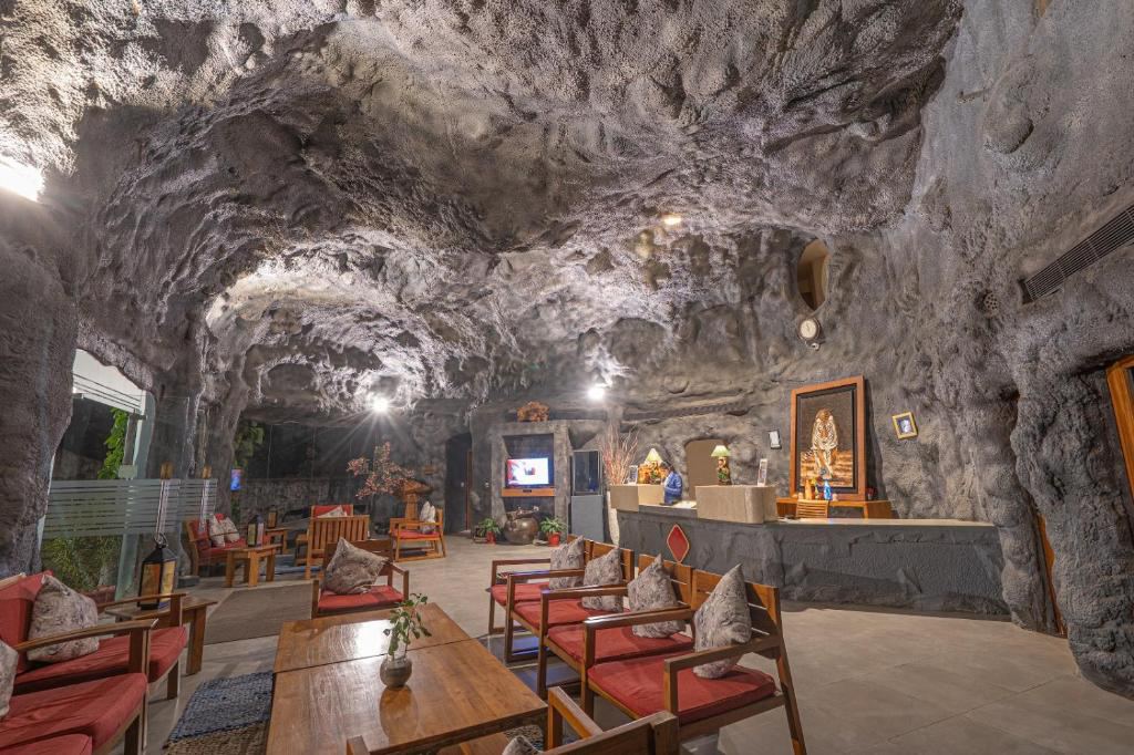 Bellmont Caves Resort and Spa, Corbett