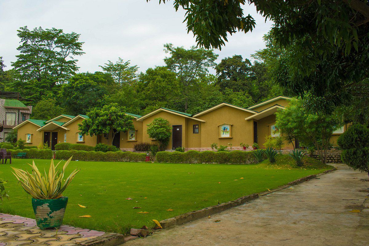 Clarissa Resort
