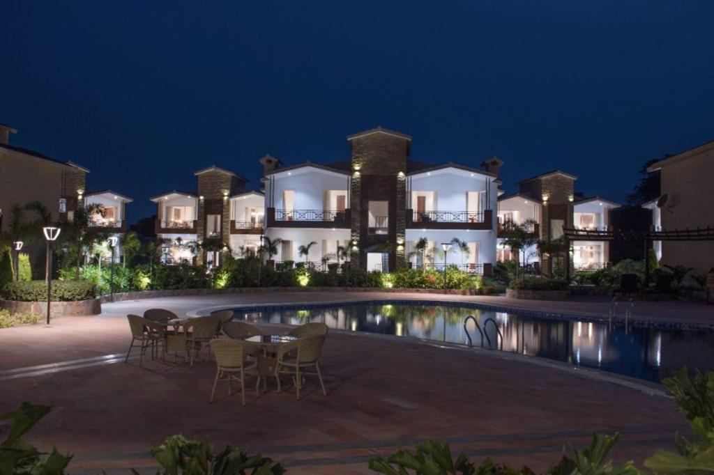 Trinantara Resort And Spa
