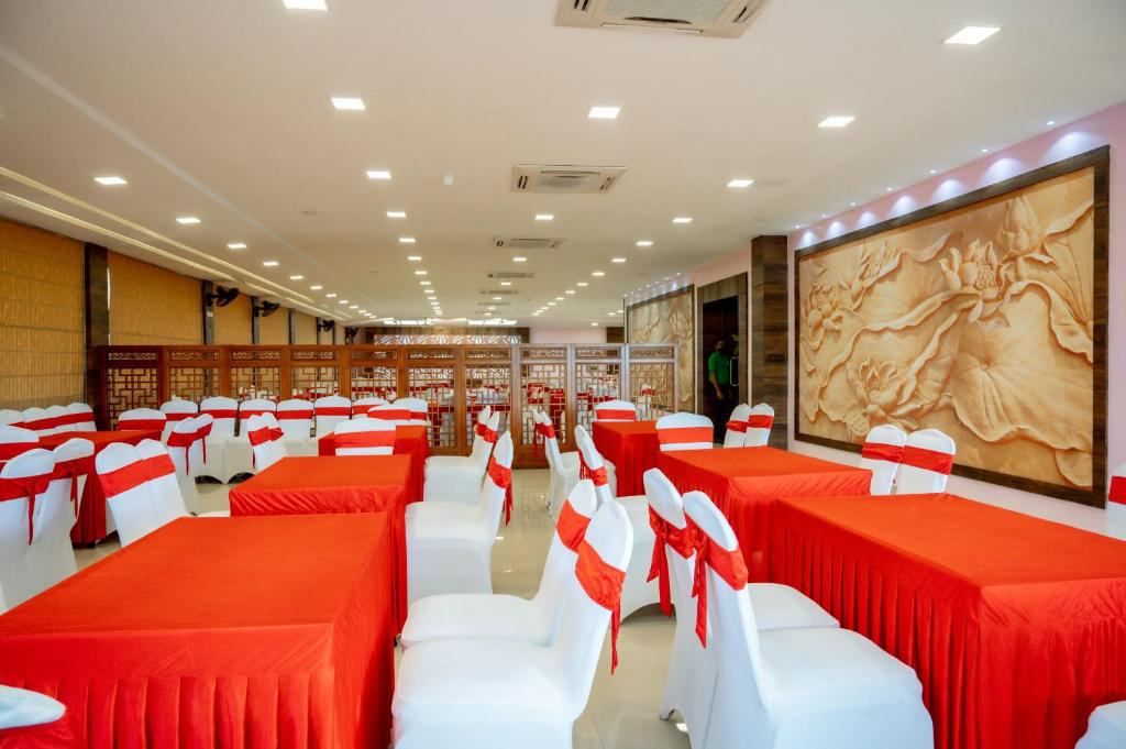 Hotel Mansha Regency